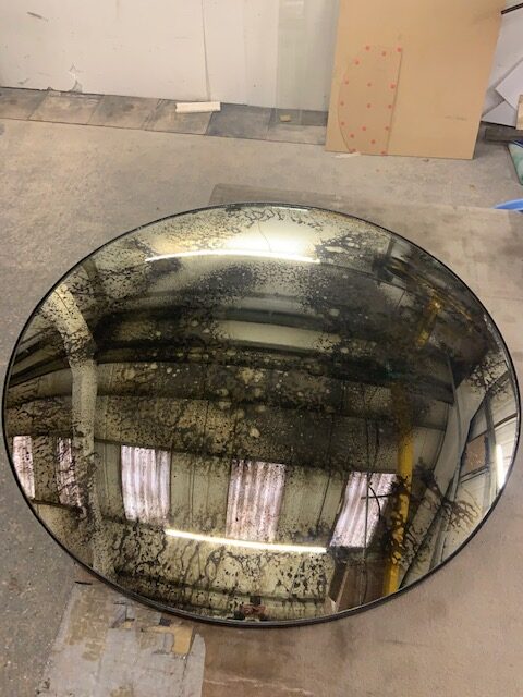convex antiqued circlular wall mirror