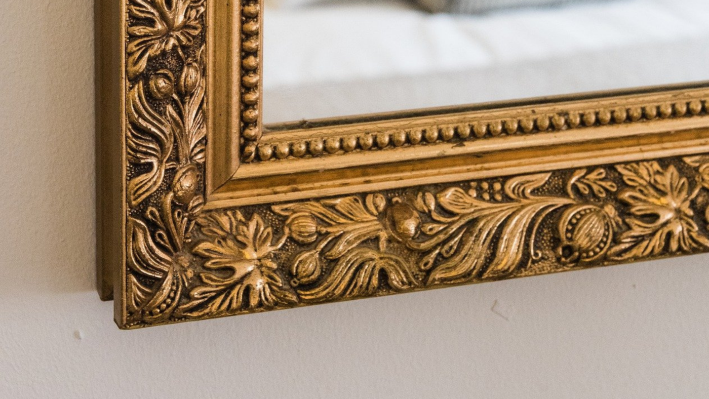 antique wall mirrors